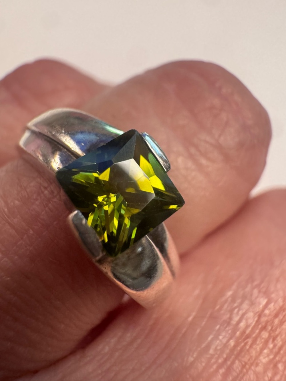 Square-Cut Olive Green Gemstone Ring in Sterling-Style Band